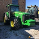 Трактор John Deere 8220 (240 л.с.)